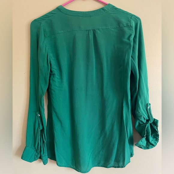 Green blouse - Picture 3 of 3
